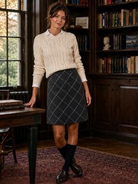 Vintage Gianni lined 100% wool plaid A line skirt